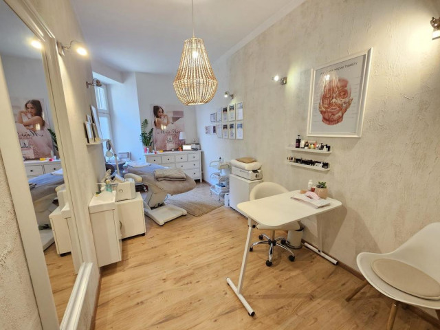 Lokal 35m2, na biuro/salon kosmetyczny